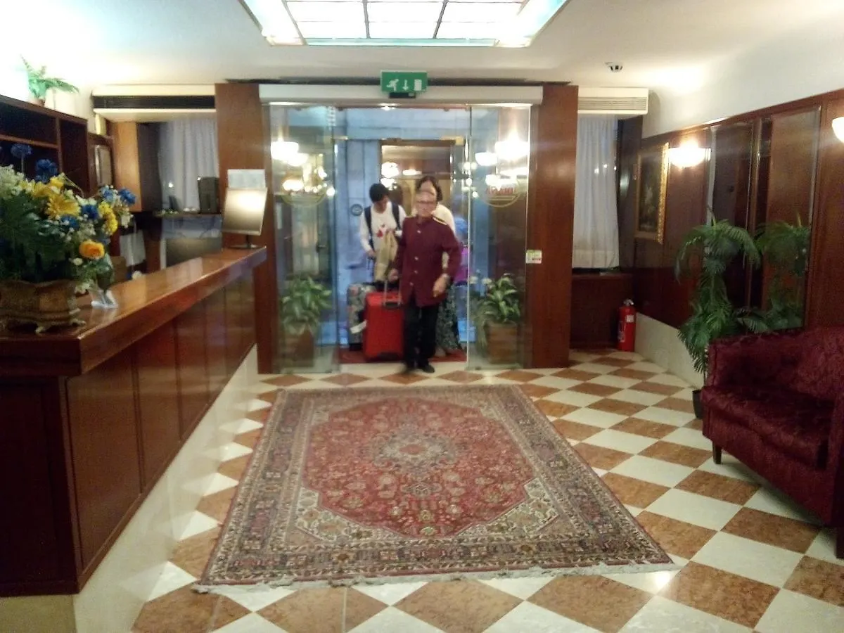 Hotel Diana Venecia