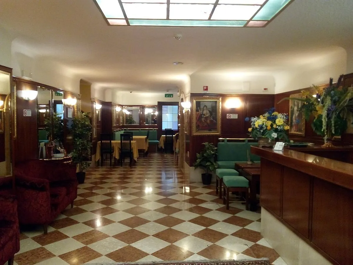 Hotel Diana Venecia