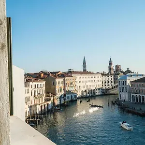 Otel Ai Santi Apostoli, Venedik