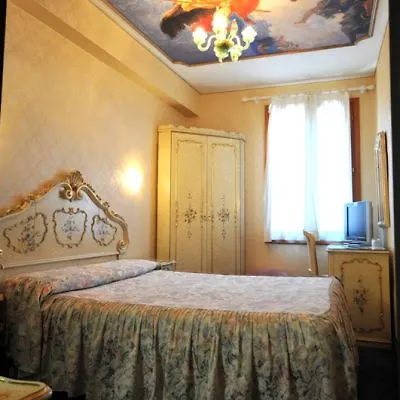 Hotel Diana Venedig 3*,  Italien