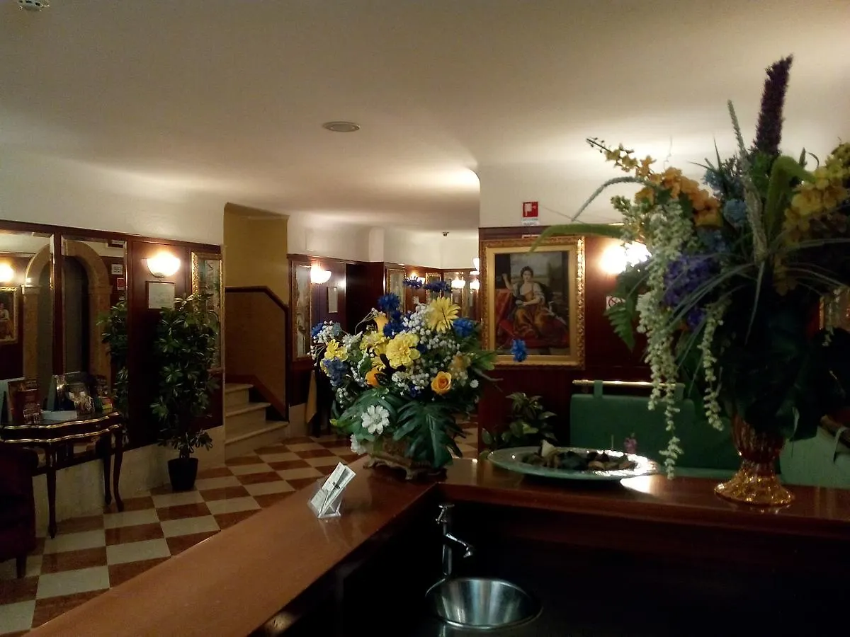Hotel Diana Venedig 3*,  Italien